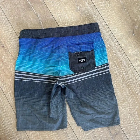 Billabong Big Boys Blue and Black Boardshorts - Picture 4 of 4
